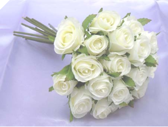Silk Rose Bud Bouquet - White