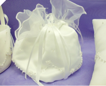 Satin & Pearls Bridal Pouch - Ivory (Pouch)