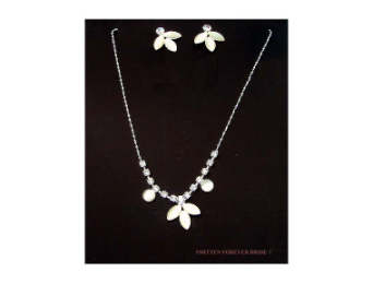 Flower Petal Rhinestone Necklace & Earring Set