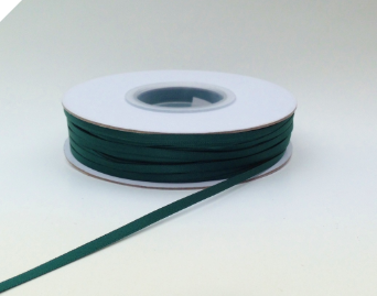 0.31 cm Satin Ribbon-Hunter Green 91metres