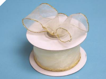 6.35cm x 22.86metres Wired Organza - Ivory, Gold Edge